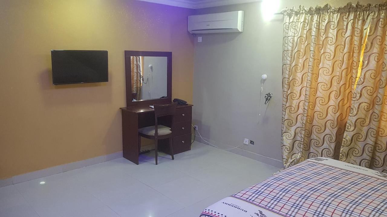 November 5 Hotel Bale Akiosi ภายนอก รูปภาพ