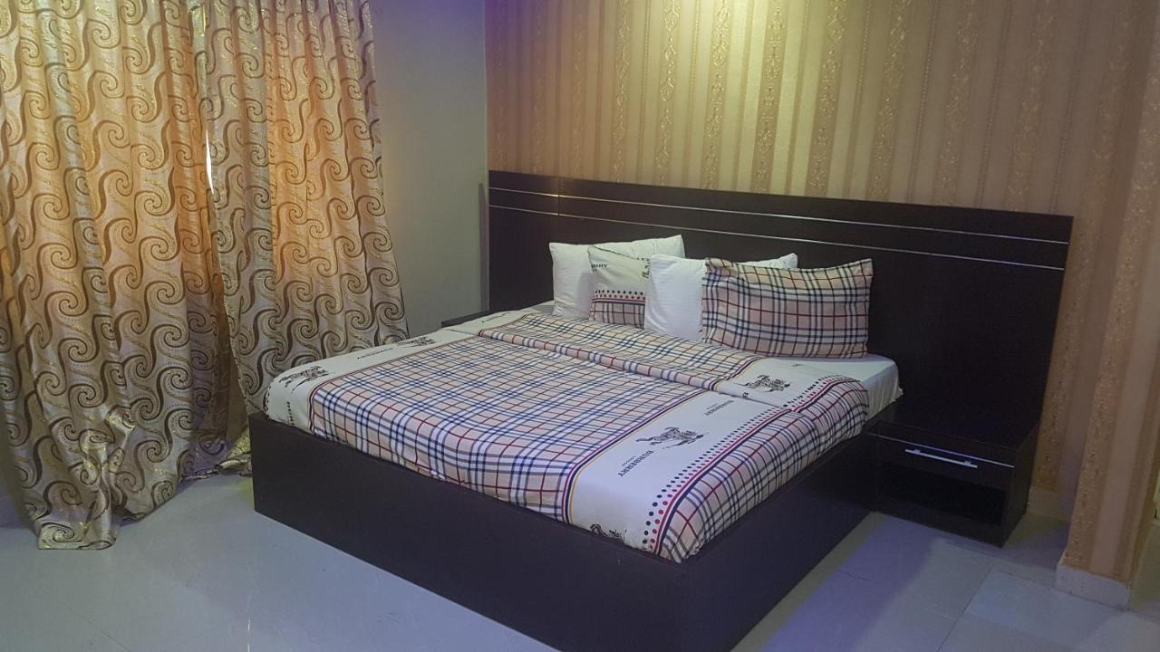November 5 Hotel Bale Akiosi ภายนอก รูปภาพ