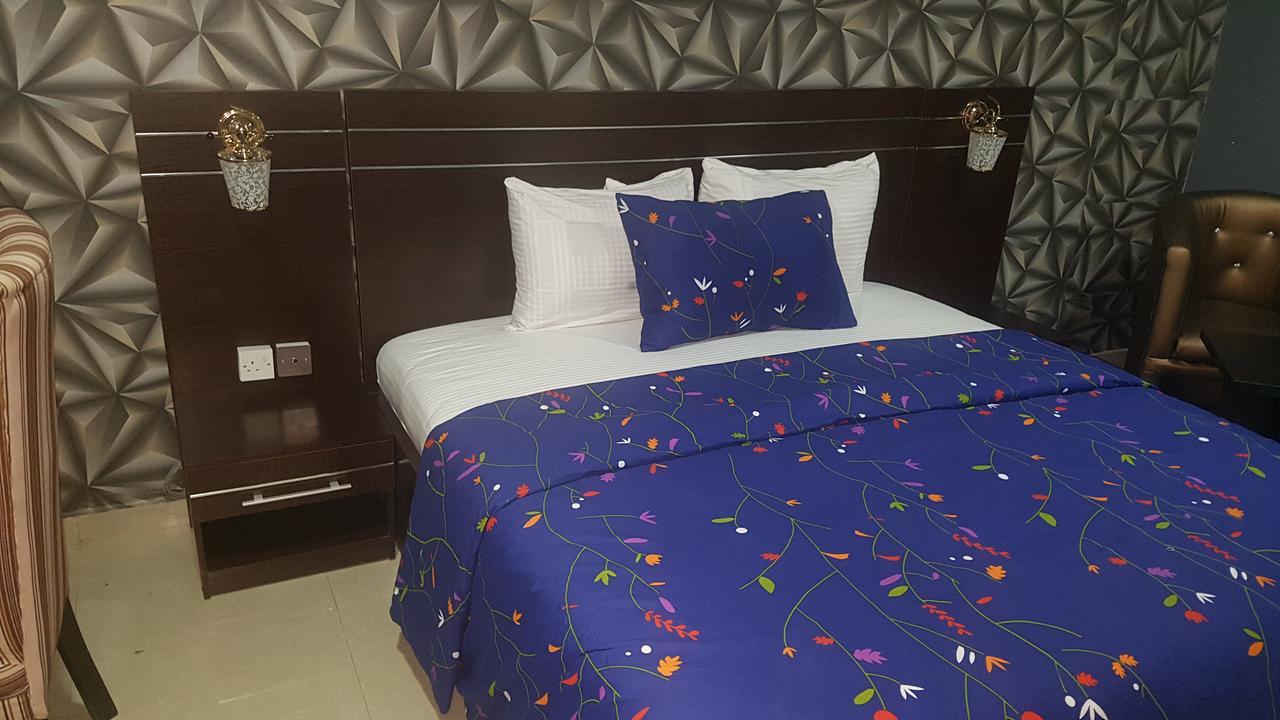 November 5 Hotel Bale Akiosi ภายนอก รูปภาพ